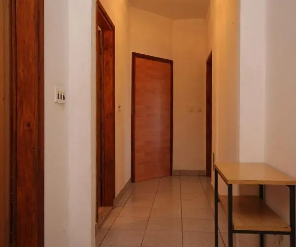 With Parking Space - 7208 Apartman