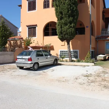 With Parking Space - 7208 Apartment Medulin